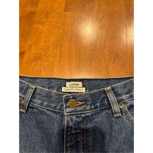 Woman’s L.L Bean jeans original relaxed fit size 14 regular - Picture 2 of 5